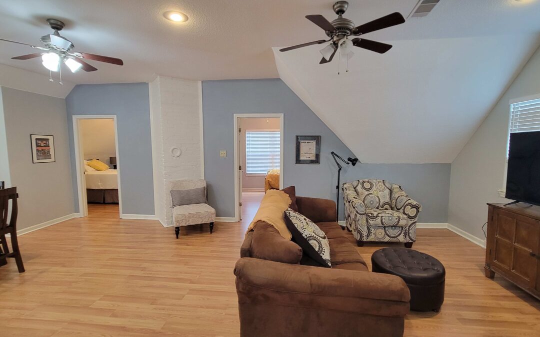 Beautiful Historic Apartment Home near UAMS