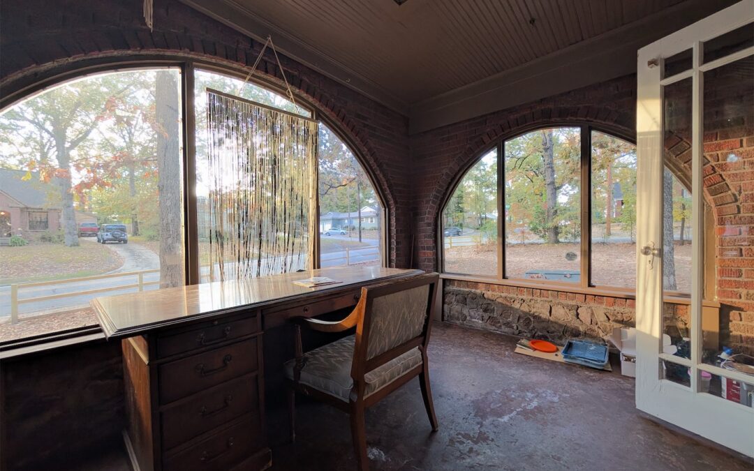 Charming Duplex near UALR