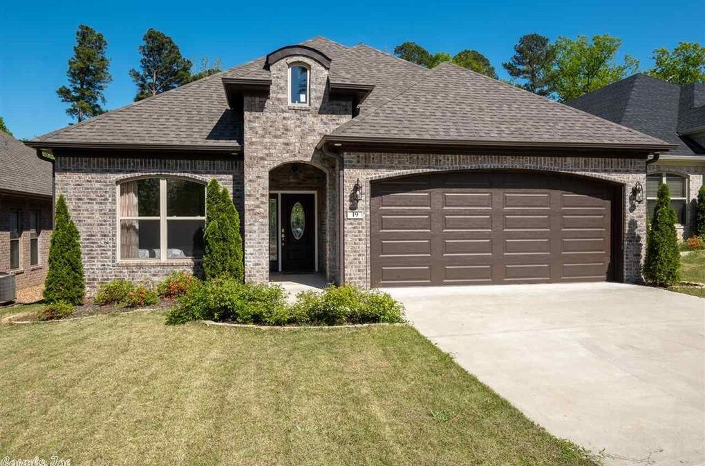 Beautiful Smart Home with Spacious Open-Concept Living